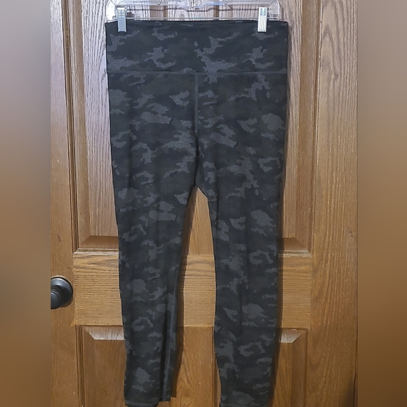 Fabletics Pants - Fabletics Camo Print Leggings